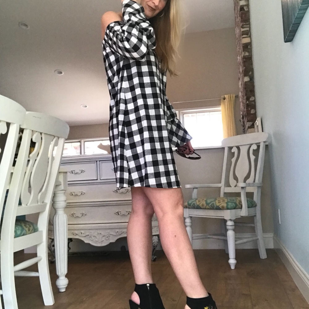 Black White Squared Dress 🌸Sale1 Left - Picture 6 of 6